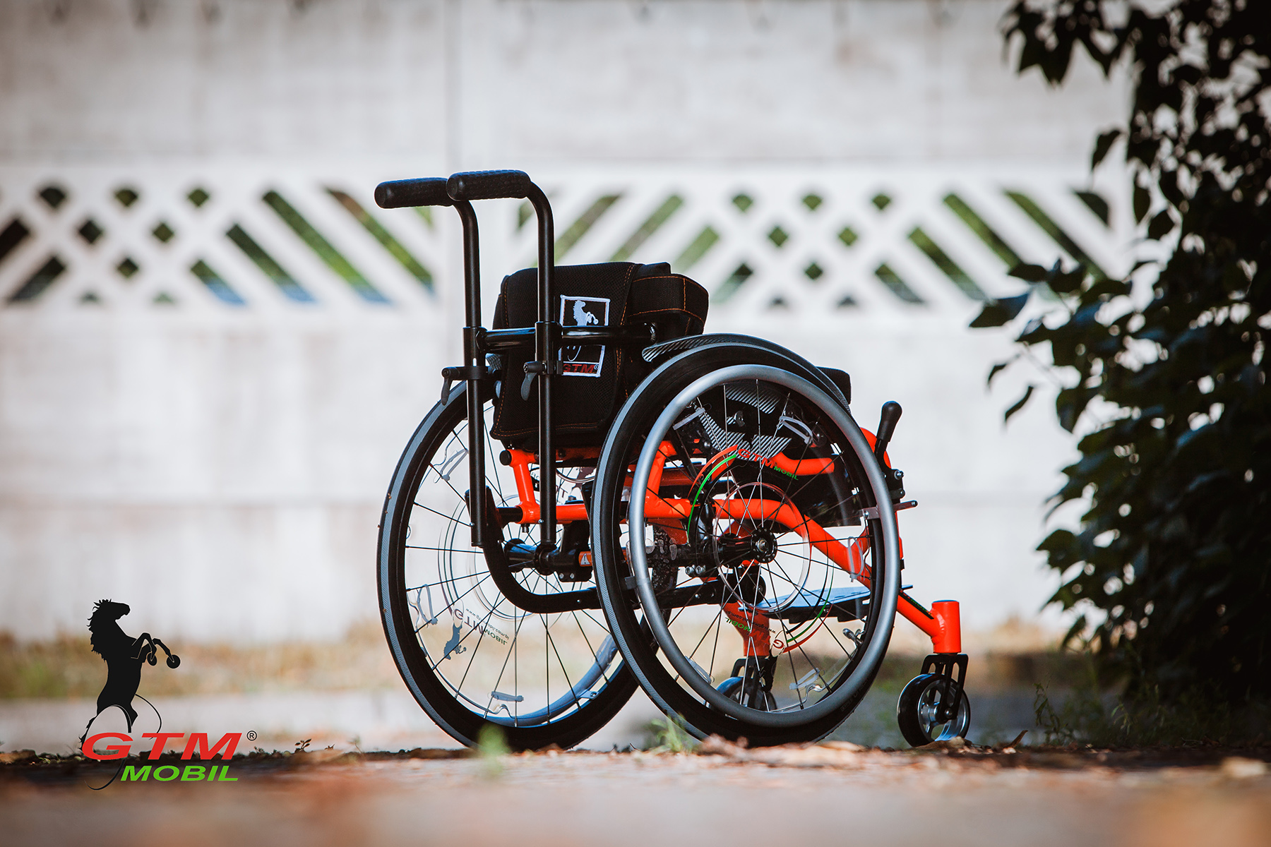 Aktywny wózek inwalidzki dla dzieci GTM JUNIOR